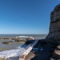 IMG_1126 13/09/2018 - Des endroits très bien aménagés pour les pécheurs. The end of the parrot cliffs and very well set up fishing spot.